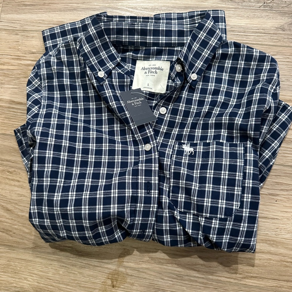 Abercrombie & Fitch Blue and White Plaid Casual Shirt
